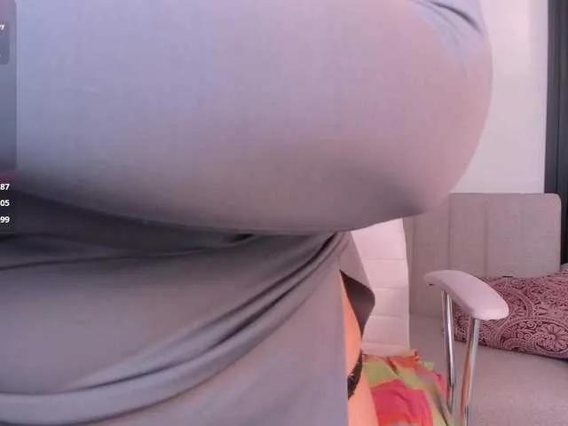 Freechat hana-falak on BongaCams