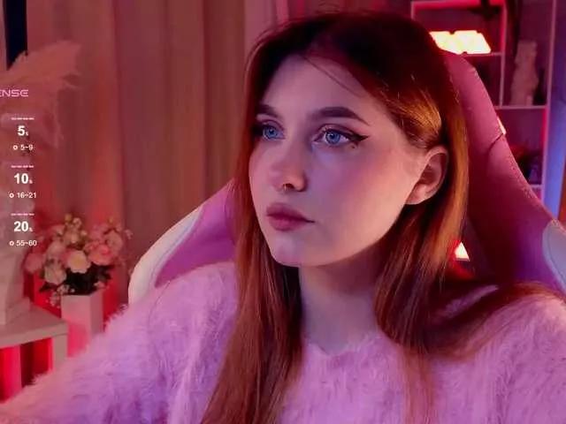 HoneyCherry on BongaCams