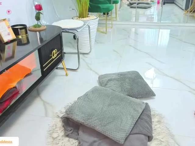 Freechat hotangelxxxim on BongaCams