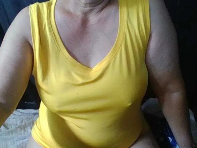 Offline HotSqrt4u on BongaCams