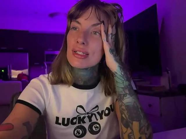 BongaCams iiixbostonxiii is Freechat iiixbostonxiii — Getting spoiled.