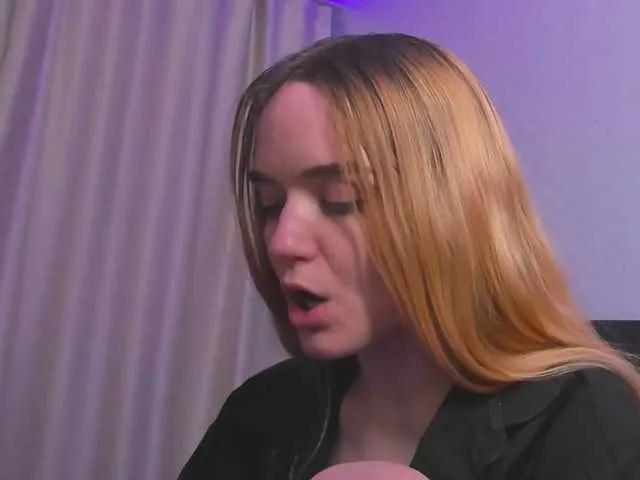 Freechat JanetShy on BongaCams