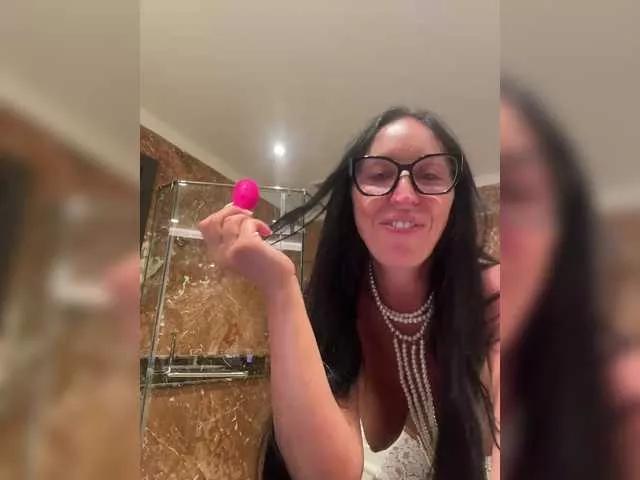 Freechat Janochka666 on BongaCams