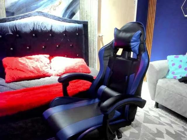 Offline jessica-ly90 on BongaCams