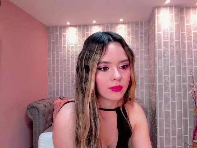 Freechat JuanitaClay on BongaCams