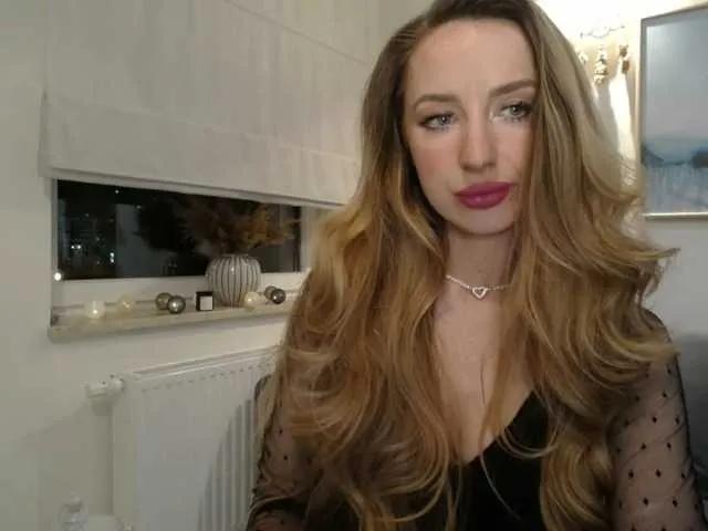 Offline JulietteGlow on BongaCams