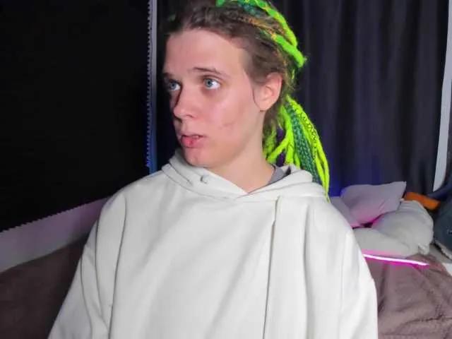 Offline KIKIKrash on BongaCams