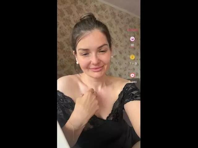 Freechat KikiMilf84 on BongaCams