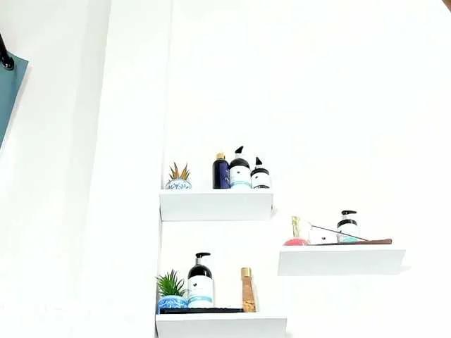 BongaCams kloe-squirts is Freechat kloe-squirts — I am excited by a man who is respectful with the desire to teach me how to be dominated in a tender wayTHE SOUND OF TOKENS AND THE VIBRATIONS IN MY PUSSY