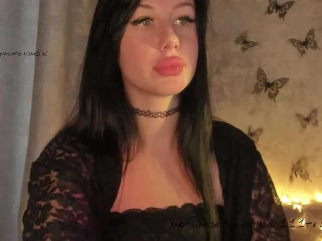 Offline lenaaddiction on BongaCams