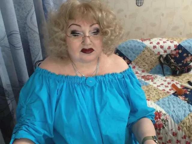 BongaCams livingnextdoor is Freechat livingnextdoor — really mature woman with curvaceous sexy body...very  blond hair...  sexy nails... big nipples and nature very hairy pussy...hard clit between very very very long pussylips ! looking for young student for give some sex lessons or men who know how make...