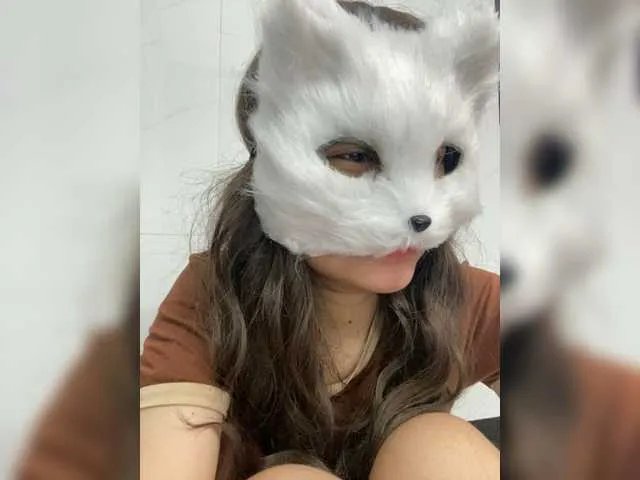 Freechat Lovefeetnude-1 on BongaCams