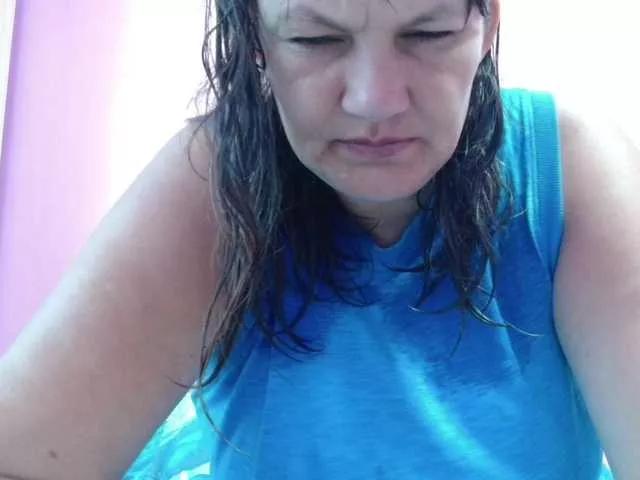 Offline Luci22 on BongaCams