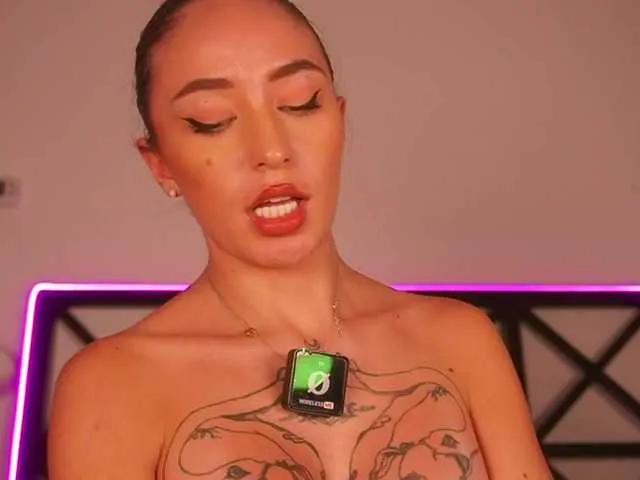 LunaMystyque — What makes me horny?  It's all about the connection---playful teasing, deep eye contact, and knowing you're as turned on as I am. I love the thrill of anticipation, exploring fantasies, and hearing exactly what's on your mind.