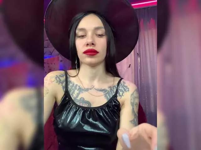 Offline MaidenCrystal on BongaCams