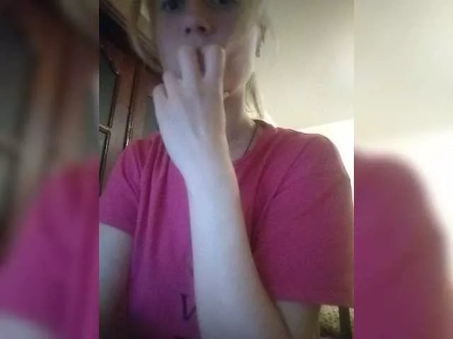 Offline malushkaxxx on BongaCams