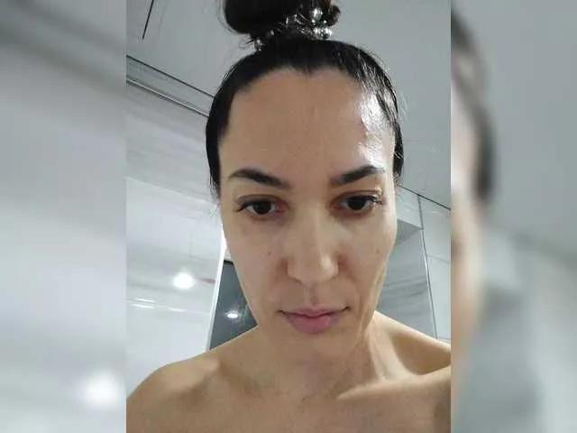 Freechat Marina4Love on BongaCams