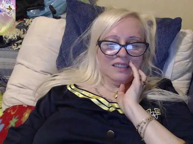 Freechat martachatte19 on BongaCams