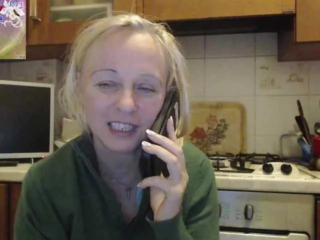 Freechat martachatte19 on BongaCams