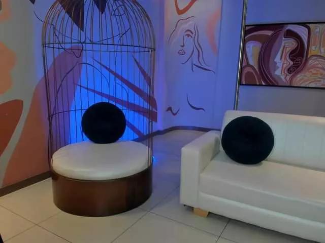 Offline martinnaBonet on BongaCams