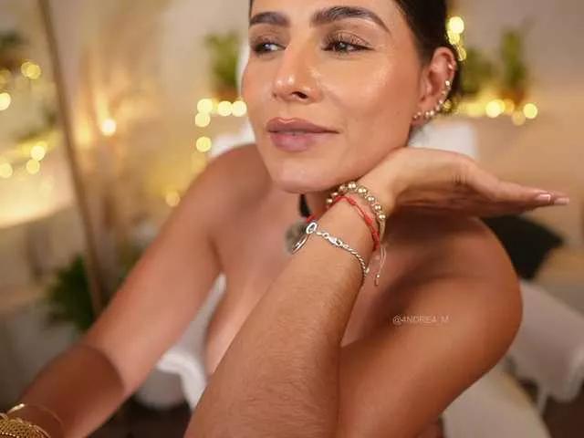 Freechat Meegan on BongaCams