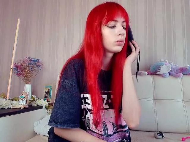 Offline MeowRoslavaa on BongaCams