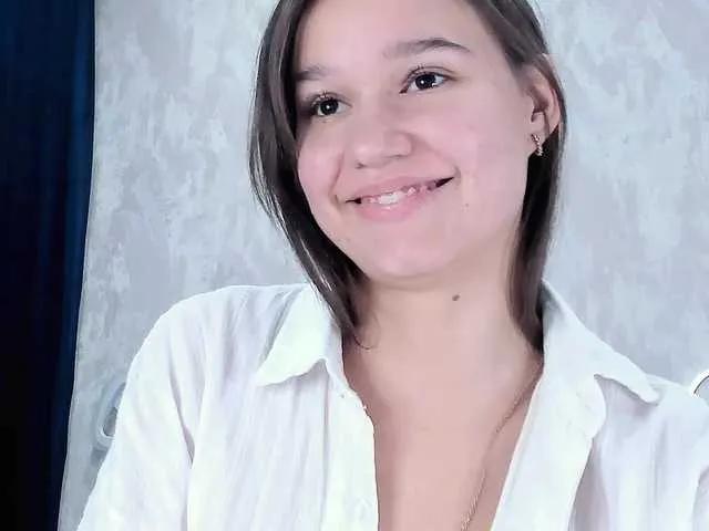 Misaqueen on BongaCams