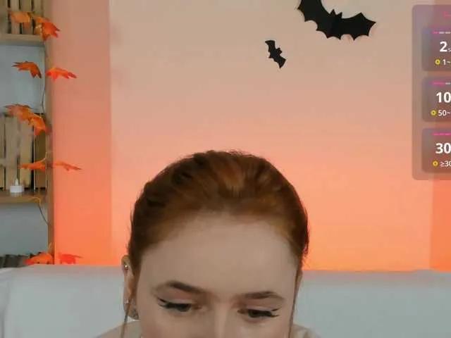 Freechat MissRedFox on BongaCams