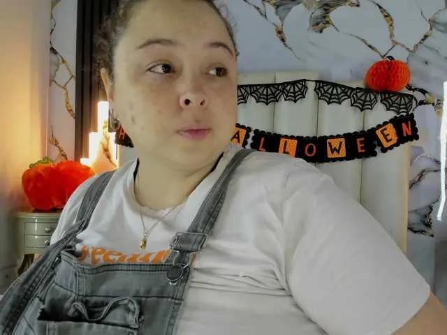 Freechat mollieblue69 on BongaCams