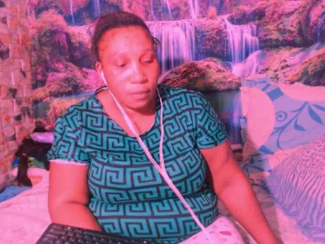 Freechat mysticeboney on BongaCams