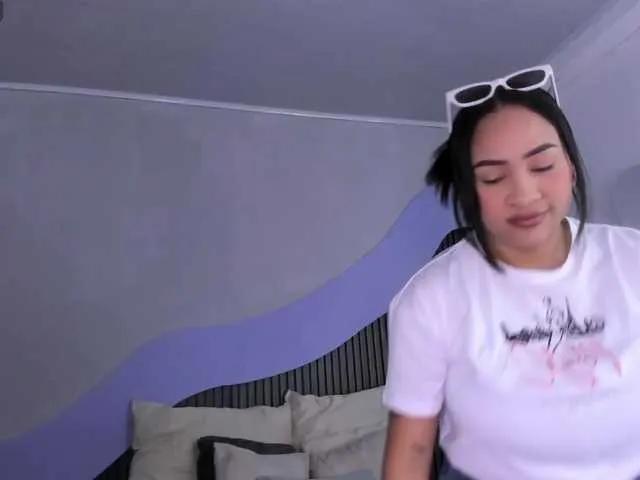 Freechat Nicolle-mariee on BongaCams