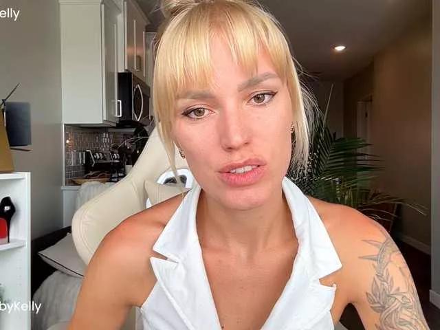 Freechat ohbabykelly on BongaCams