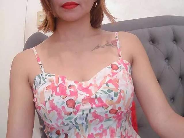 Offline pornadrianna on BongaCams