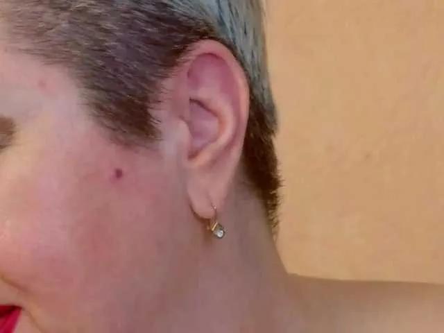 PoshLadyx on BongaCams