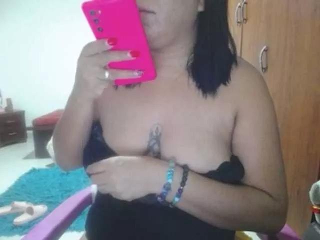 Offline pregnantsaraxxx on BongaCams