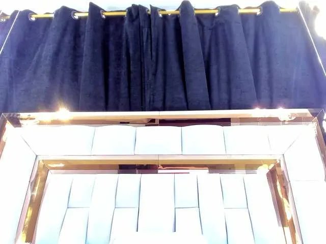 Offline RileySweet on BongaCams