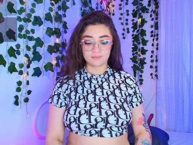 Offline Samii-Evans on BongaCams