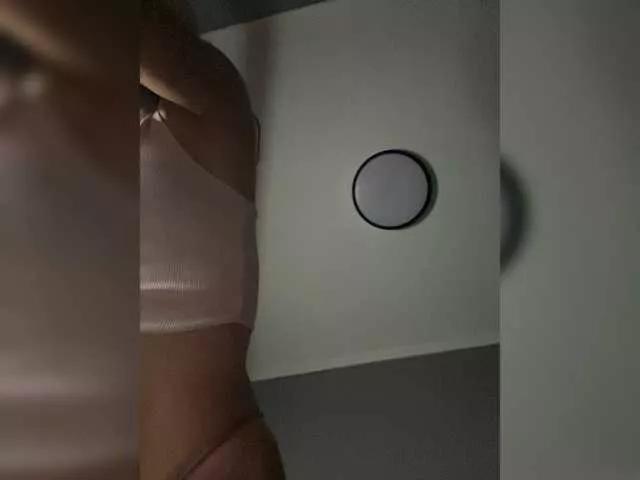 Freechat SeLeNaa on BongaCams