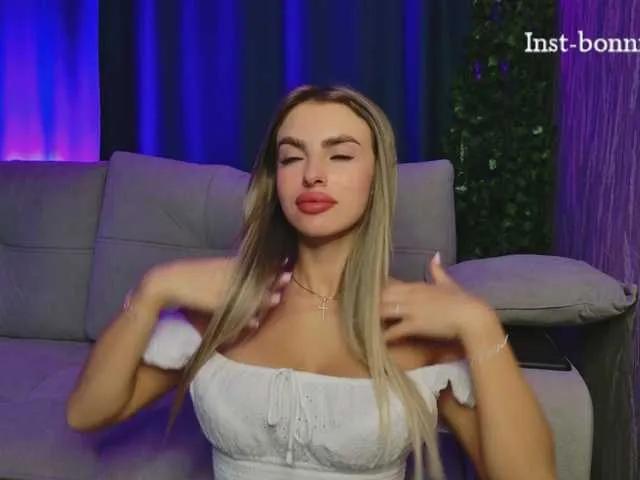 Offline Sexeuphoria on BongaCams