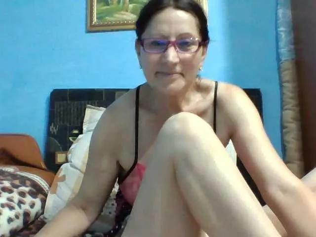 SexyEstelle on BongaCams