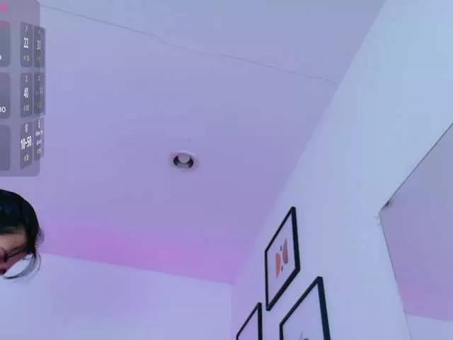 Offline skinnyprinces on BongaCams