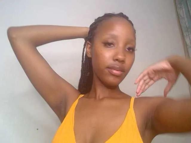 Freechat snowfox254 on BongaCams