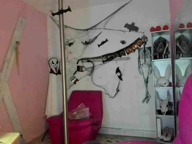 SOY-KIM — I get excited to see a gentleman masturbate for me, cum in my mouth and excite me to the maximum