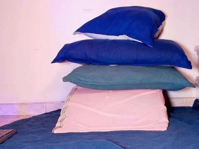 Freechat ssusy-ebony on BongaCams