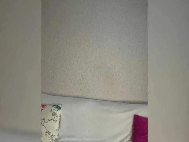 Freechat Sun-Balm on BongaCams