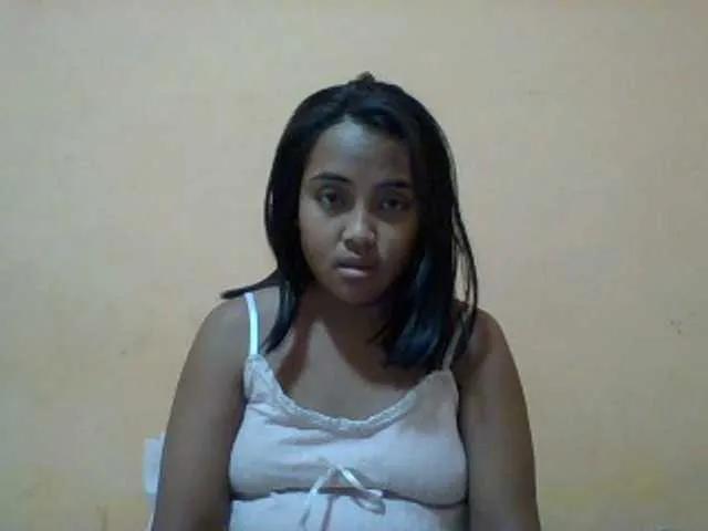 Freechat SunsetMonica on BongaCams