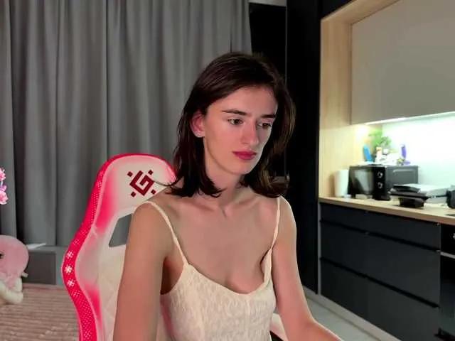 Freechat SweetieTati on BongaCams