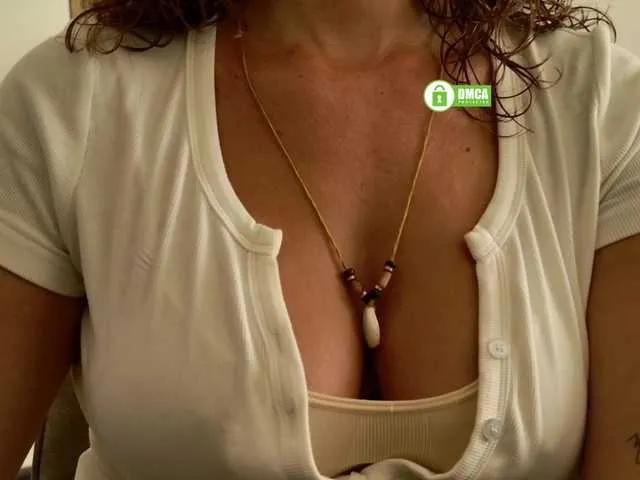 Freechat SweetLilLulu on BongaCams