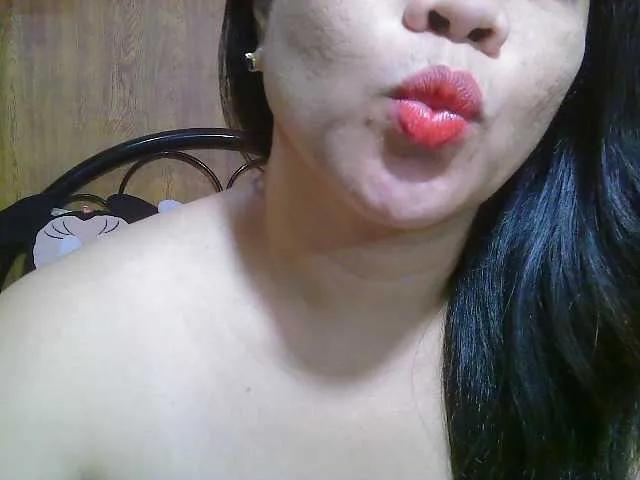 Offline Sweetlips69 on BongaCams