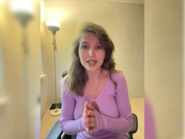 sweetpeach77 on BongaCams 